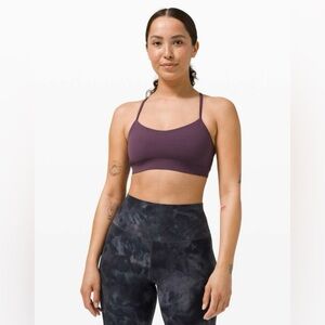 Lululemon Flow Y Bra Nulu *Light Support
Grape Thistle Size 2